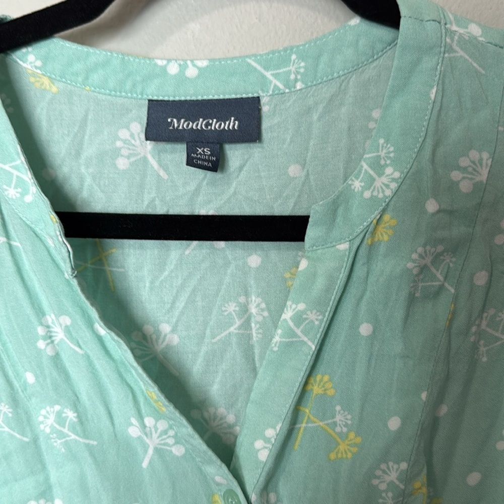 ModCloth Retro Sleeveless Mint Green Tank Floral Button Up Dandelions XS - Picture 4 of 9